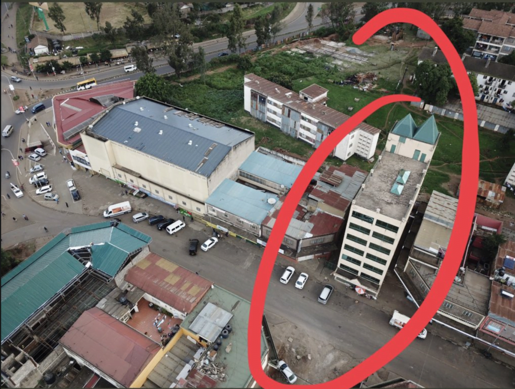 Building That Had Grabbed Central Police Station Entrance Demolished ...