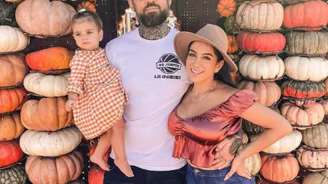 An image of Adam 22 and Lena The PLug daughter