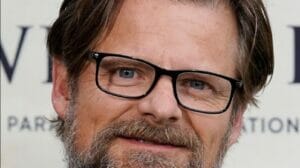 Steve Zahn Movies and TV Shows: A look at the versatile actor’s career, from comedy to drama to action. Learn more about his life .