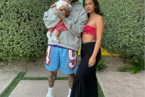 An image of Lovely Symphani Brown and her parents Chris Brown and Diamond Brown