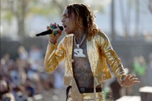An image of Swae Lee performing at a concert