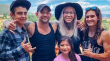 An image of Leland Chapman family and fans