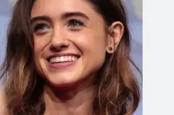 An image of Natalia Dyer