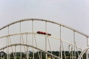 an image of fastest roller coaster in the worl