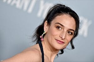 An image illustration of Jenny Slate