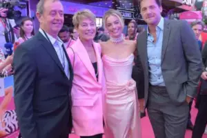 An image of Doug Robbie, Sarie Kessler, Margot Robbie and Tom