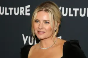 Elisha Cuthbert: An image of Elisha Cuthbert looking stunning at Netflix Canada's office opening in Toronto on Tuesday